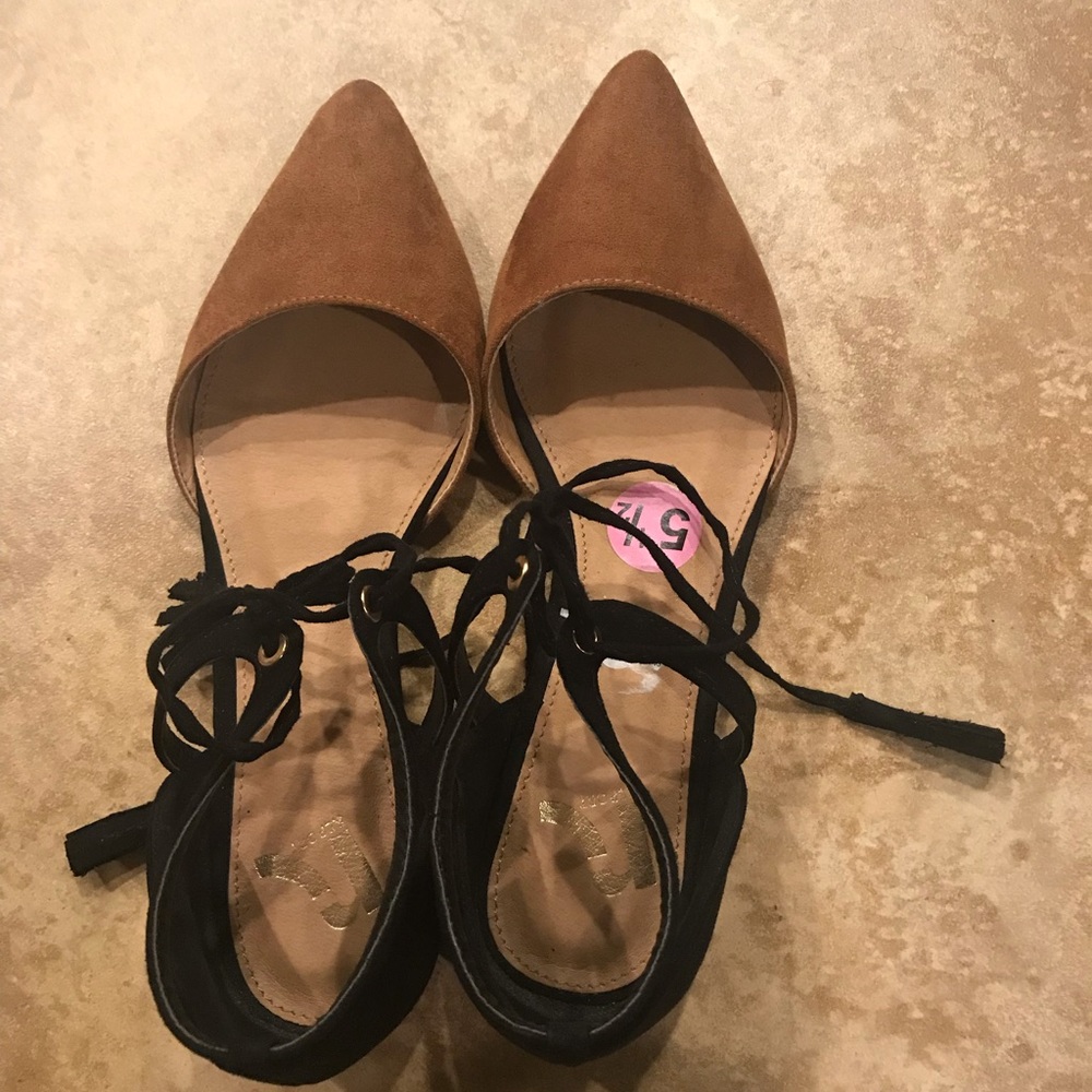 Stylish sandal shoes